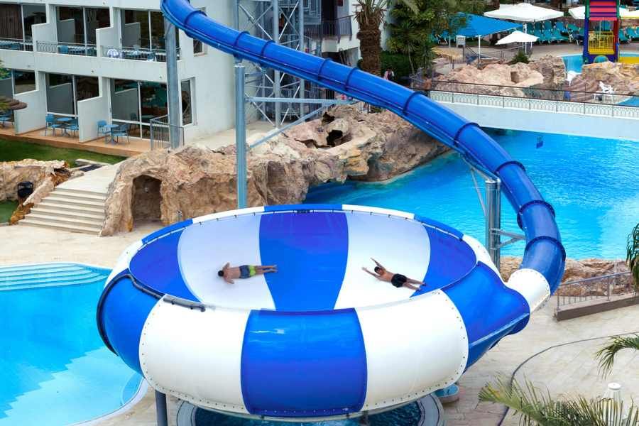פארק מים | לאונרדו קלאב אילת הכל כלול