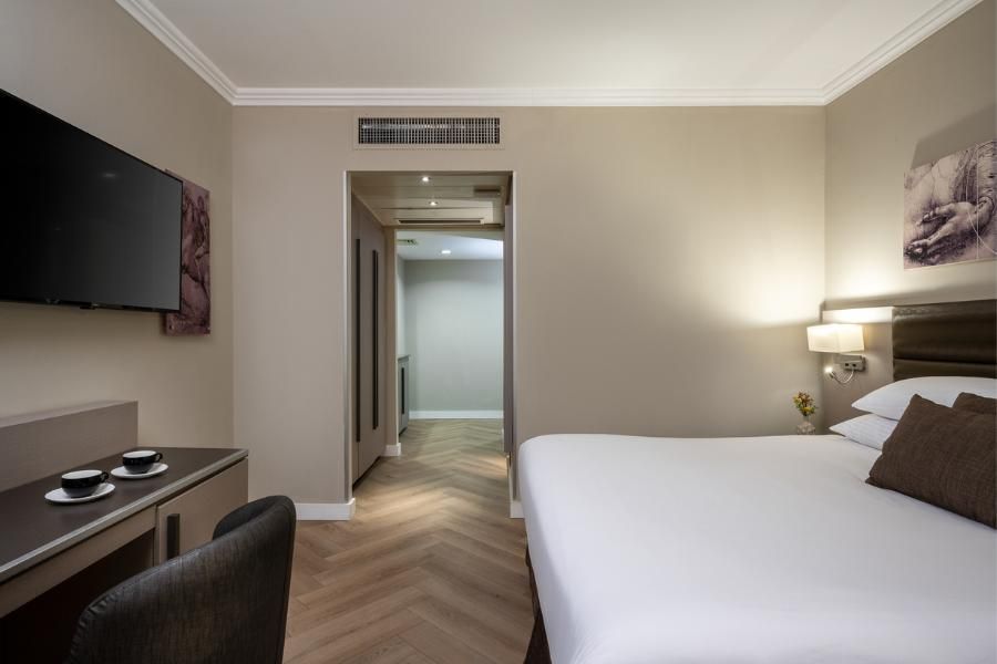 סווייטת ג'וניור דלקס