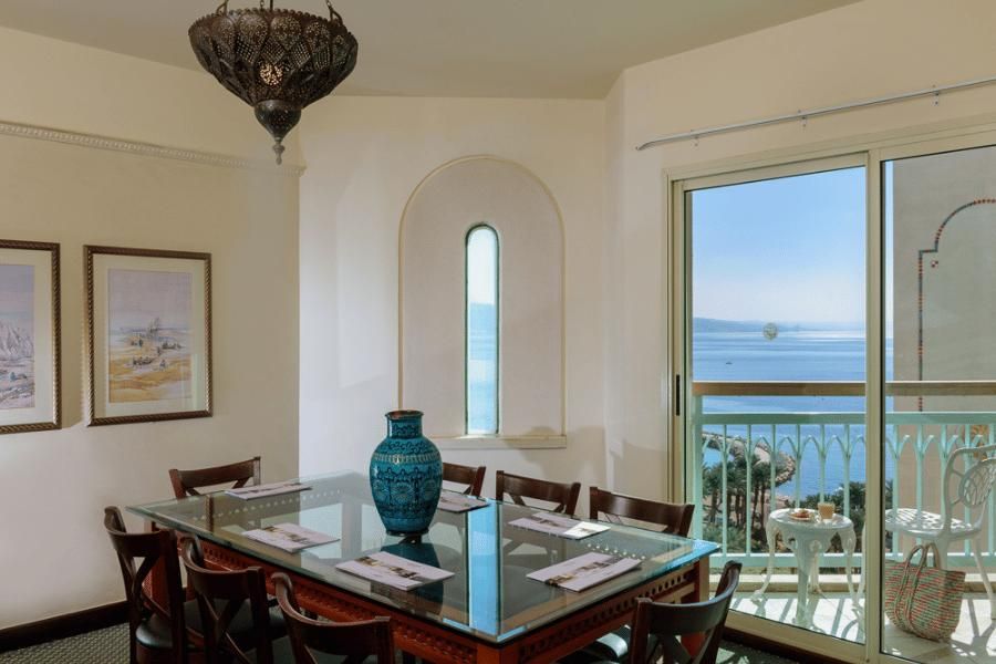 חדר פרטי טרקלין עסקים | הרודס פאלאס