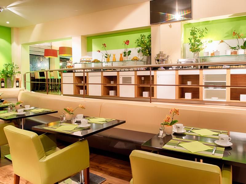 מסעדת המלון