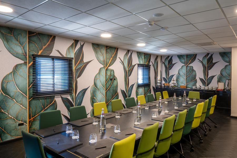 חדר ישיבות רימון