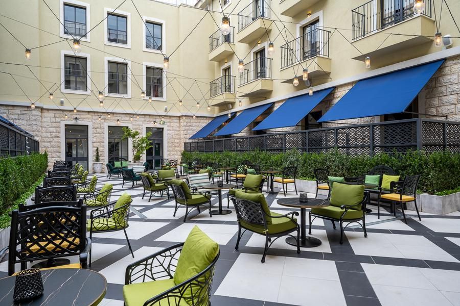 פטיו בוטניקה