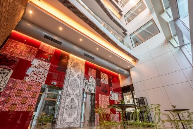 ציורים ועבודות אמנות