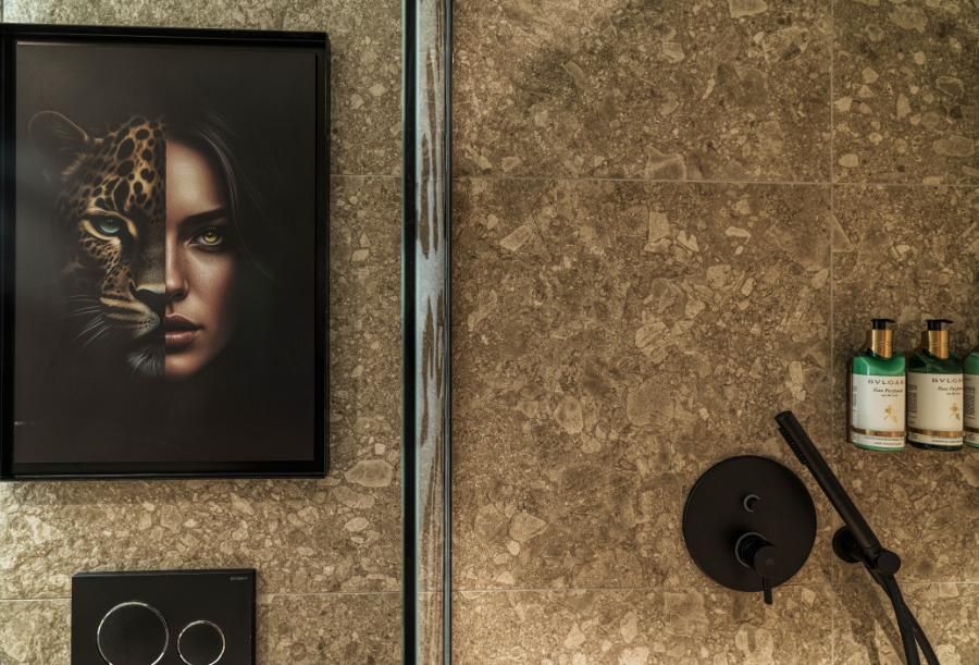 חדר אקזקיוטיב עם גישה לטרקלין העסקים