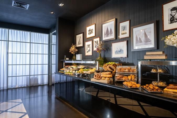 לאונרדו בוטיק תל אביב טרקלין עסקים