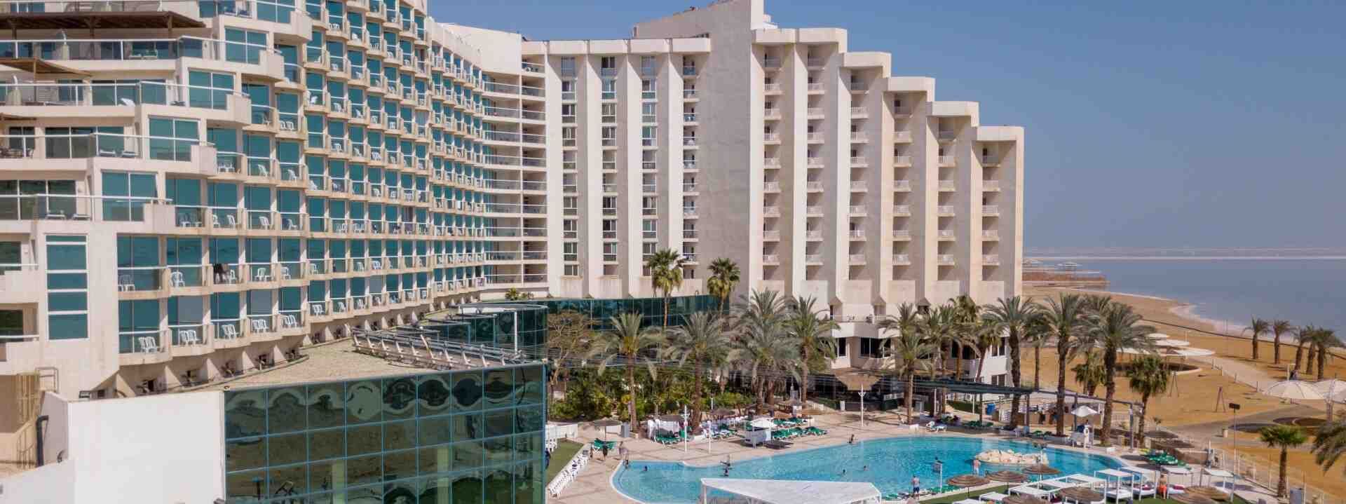 banner_leonardo-club-dead-sea-hotel