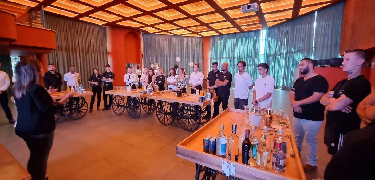 הדרכת אלכוהול, יין וקוקטיילים