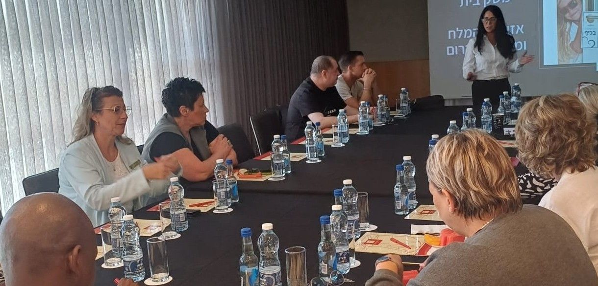 הדרכת אגף חדרים