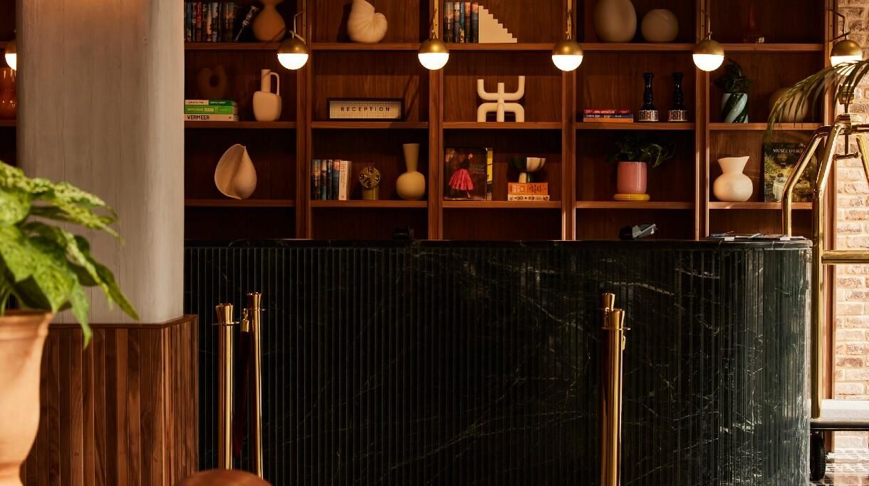 קבלה מלון בזאר