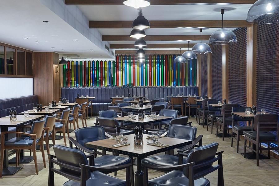 מסעדה ניקס הולבורון