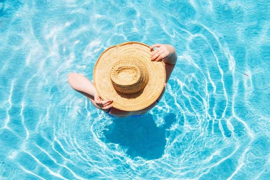 בריכת אווירה