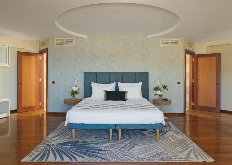 סוויטת גראנד עם נוף לים