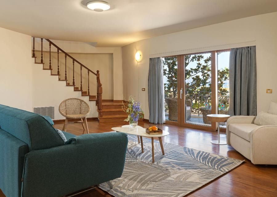 סוויטת גראנד עם נוף לים