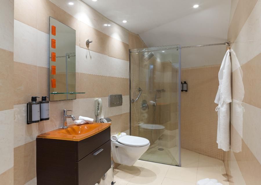 סוויטת גראנד עם נוף לים