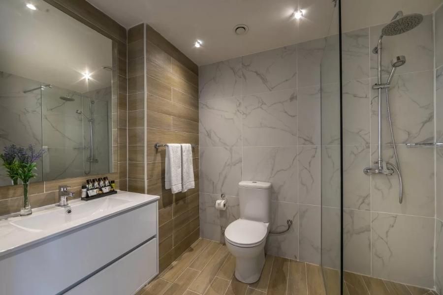 חדר פרימיום עם נוף לים